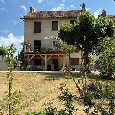 Charmant F1 Avec Terrasse Et Vue Sur Jardin Arbore - Fraicheur Naturelle Du Rez De Jardin - Parking Bellerive-sur-Allier Exterior photo