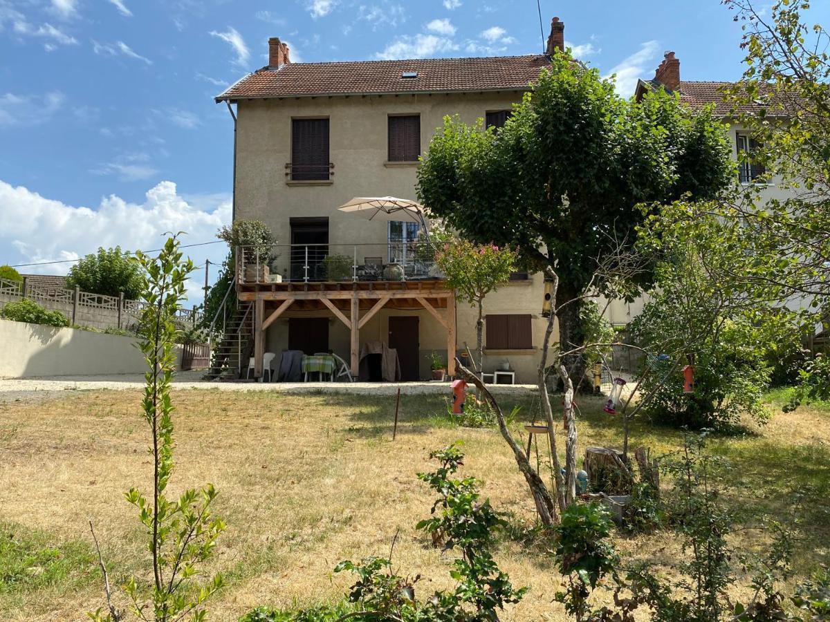 Charmant F1 Avec Terrasse Et Vue Sur Jardin Arbore - Fraicheur Naturelle Du Rez De Jardin - Parking Bellerive-sur-Allier Exterior photo